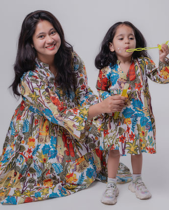 Adorable Cotton Jungle Safari Twinning Dresses for Moms & Baby Girl: Match in Style!