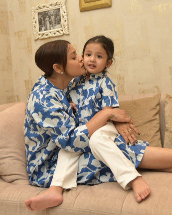 Cotton Flower Power Blue Twinning Shirts for Moms & Kids: Match in Style!