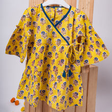 Load image into Gallery viewer, Cotton Girls Frock Yellow Boota
